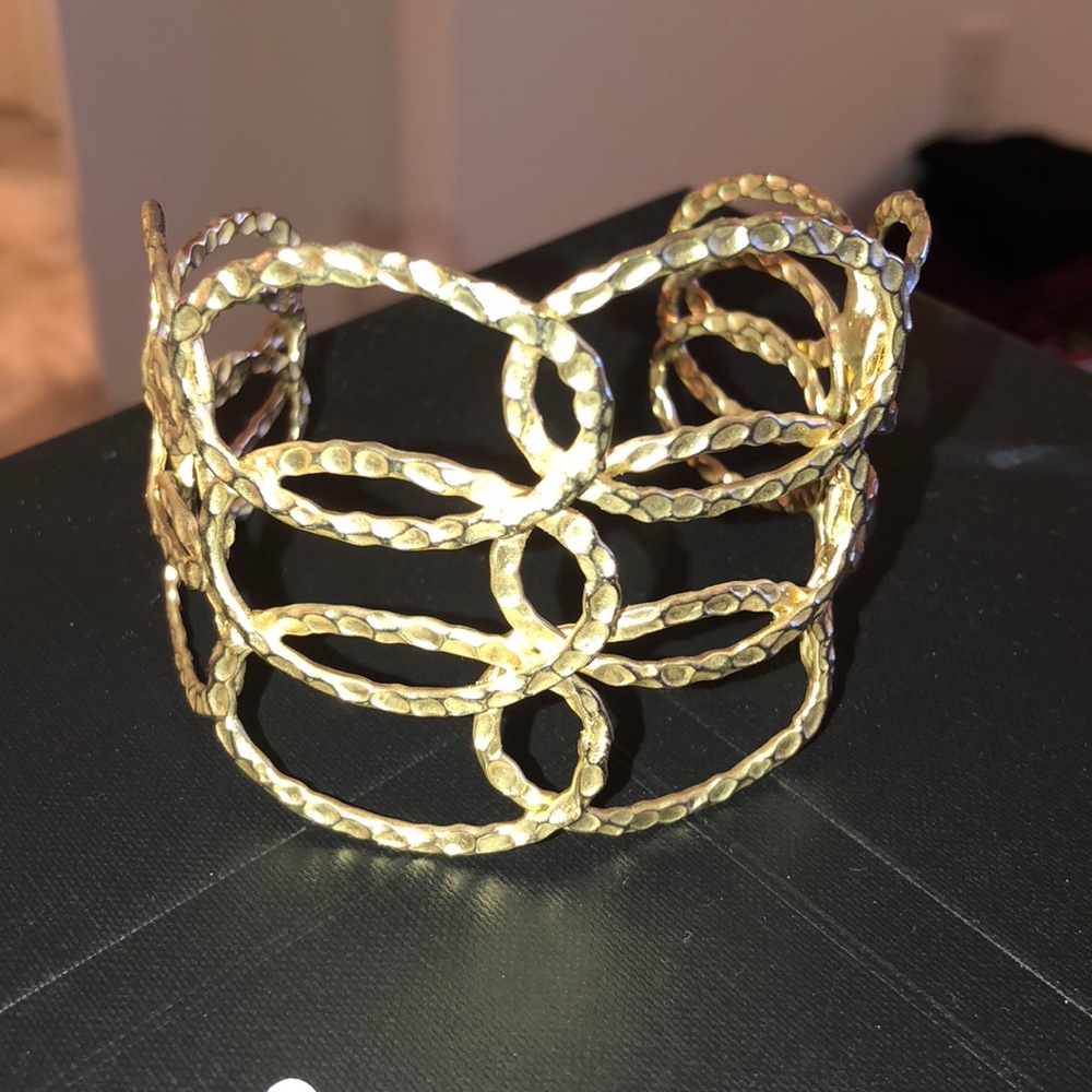 Gold upper arm cuff
